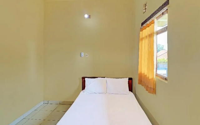 OYO 91208 Suana Guest House
