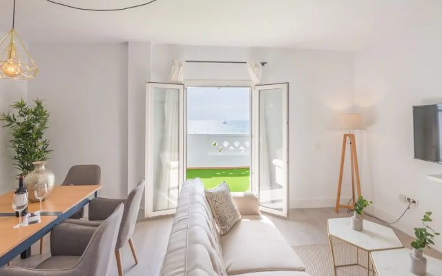 Banus Waterfront Penthouse