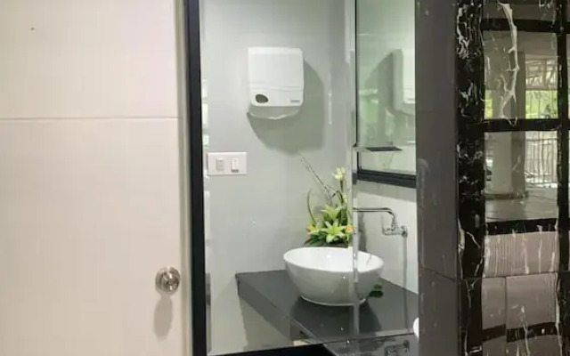 Icare Residence & Hotel