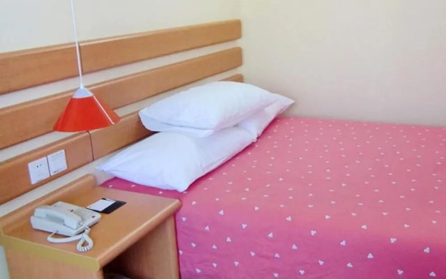 Home Inn Xiamen Lianban
