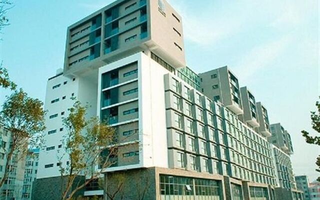 Dalian Yike Yijia Serviced Aparthotel