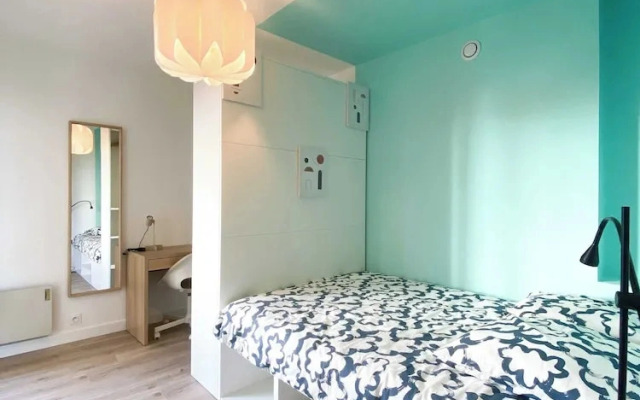 Private Room in Shared Apartment - Villeurbanne