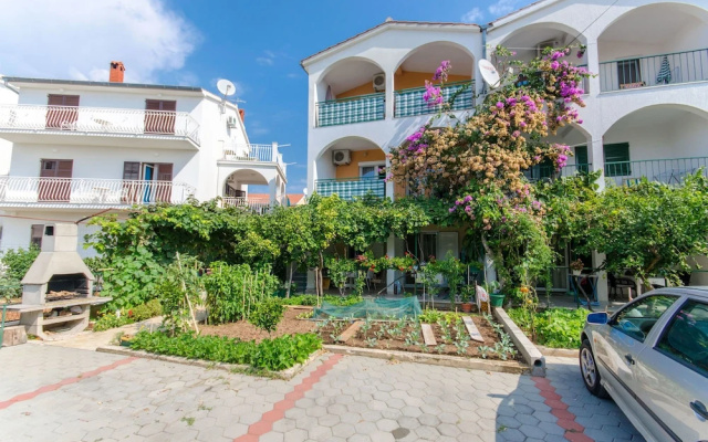 Apartments Zoric