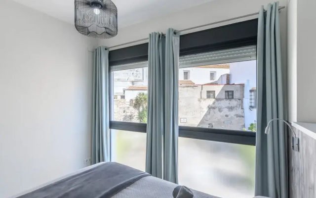 Ayamonte Central: Your Urban Oasis