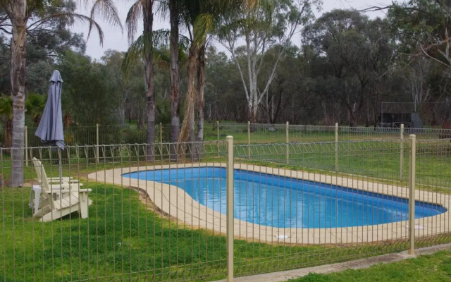 Deniliquin Pioneer Tourist Park