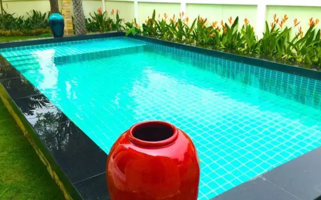 Luxury Pool Villa