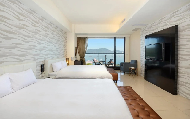 Hu Yue Lakeview Hotel