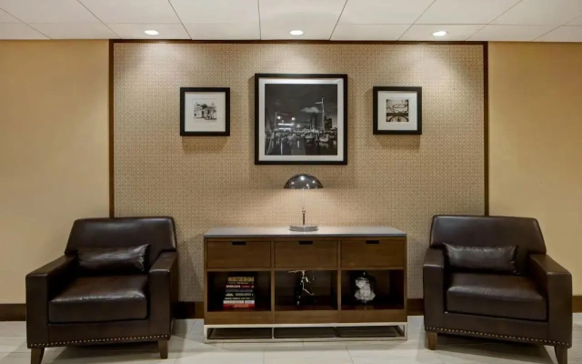 Holiday Inn Peoria-city Centre