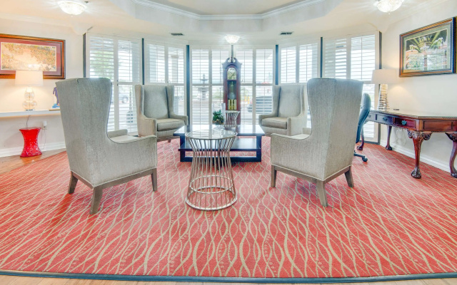 Ramada by Wyndham Metairie New Orleans Airport