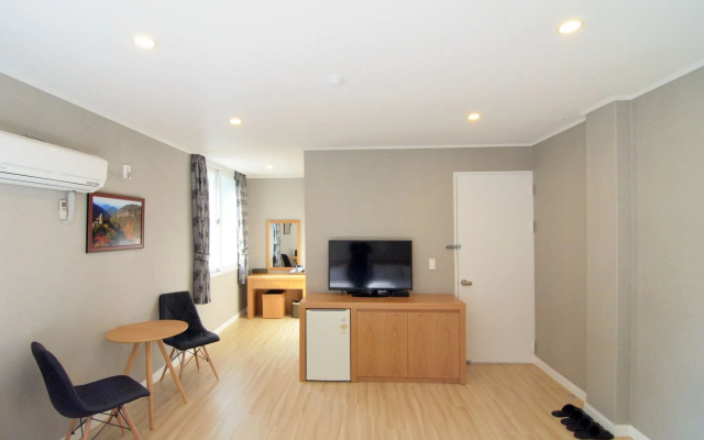 Jeju Star House