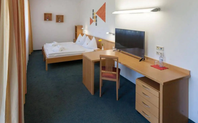 Seminar-Park-Hotel Hirschwang