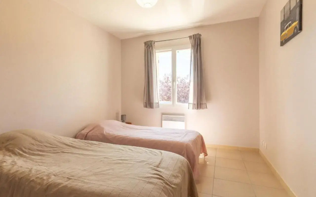 Holiday Home Les Hauts de Jallia - NYS130