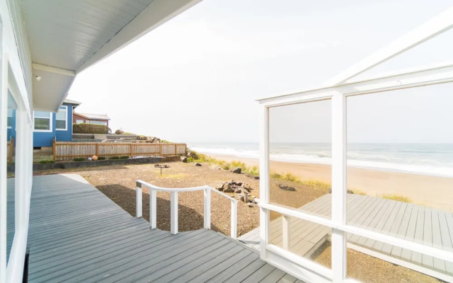 Neptune Hideaway 3 Bedrooms 1.5 Bathroom Home