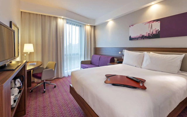 Hampton by Hilton London Gatwick Airport
