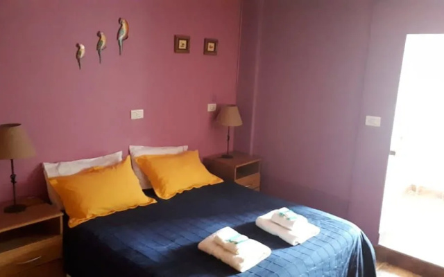 La Casa De Alba