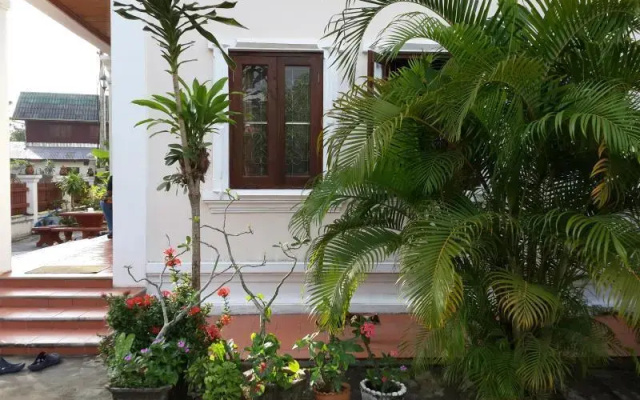A Tee Guesthouse
