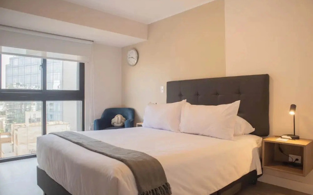 w Cozy 2BR w Balcony in Miraflores