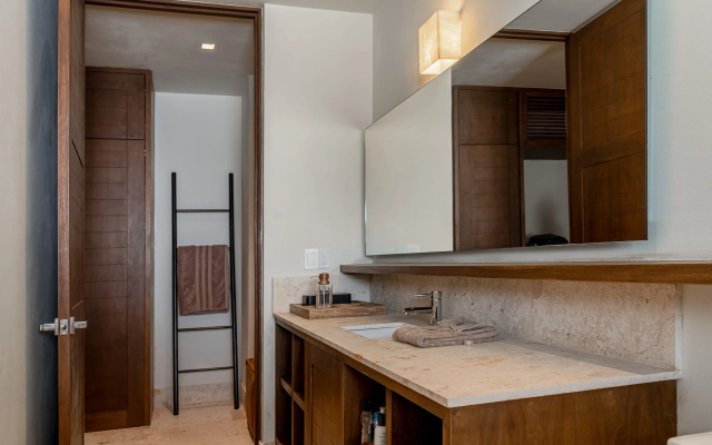 Regina Jungle Penthouse | Beach Club | Puerta Azul