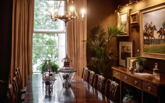 Pembroke Townhouse
