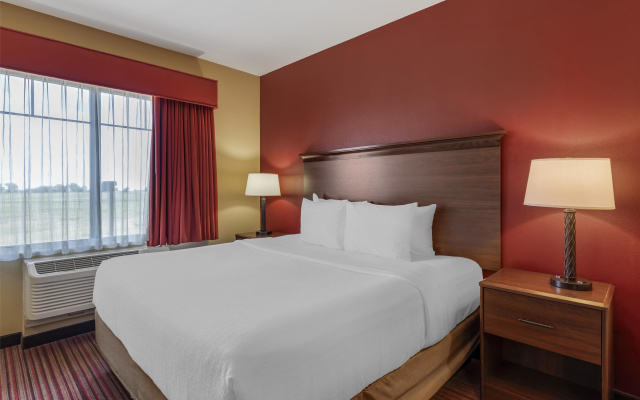 Best Western Plus Hudson Hotel & Suites