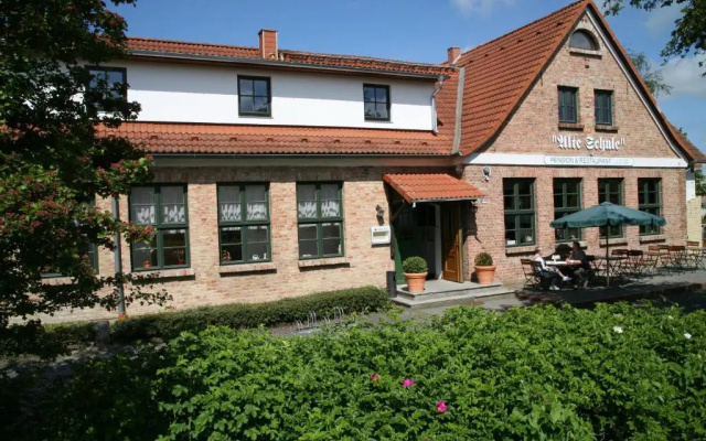 Pension & Restaurant "Alte Schule"