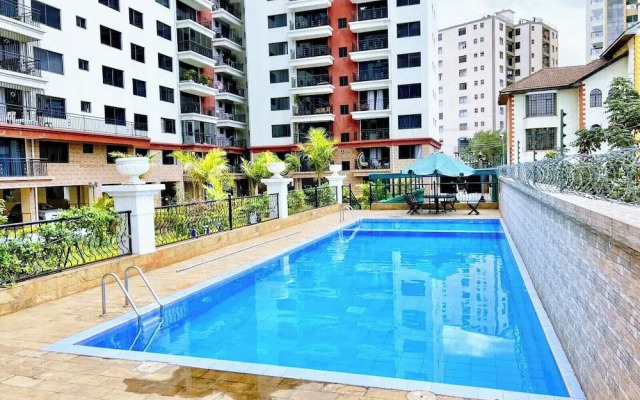 Luxurious Nairobi Apartment With Shared Pool and City Views