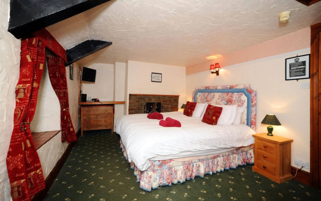 The West Country Inn