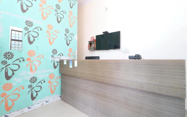 Oyo Flagship 701061 Hotel Arya