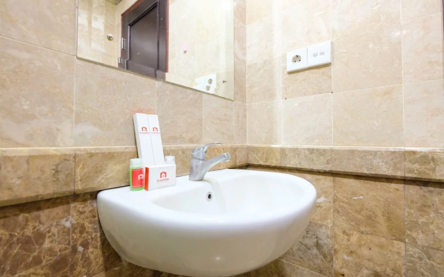 Spacious Riverside Pluit Apartment
