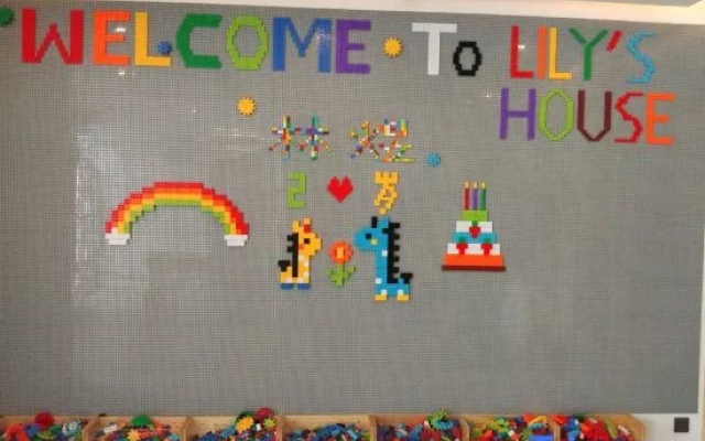 Lily's house