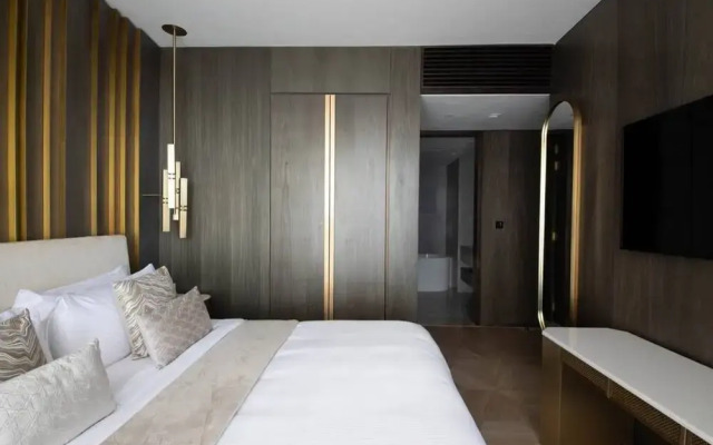 Opulent 2 Bedroom Apartment In Five Palm Jumeirah