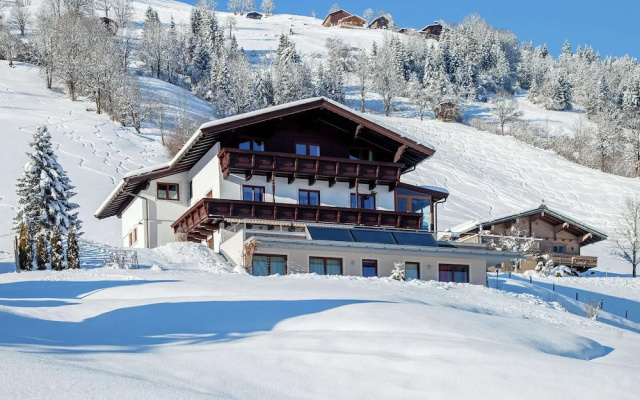 Apartment Brixen Near Ski Lift