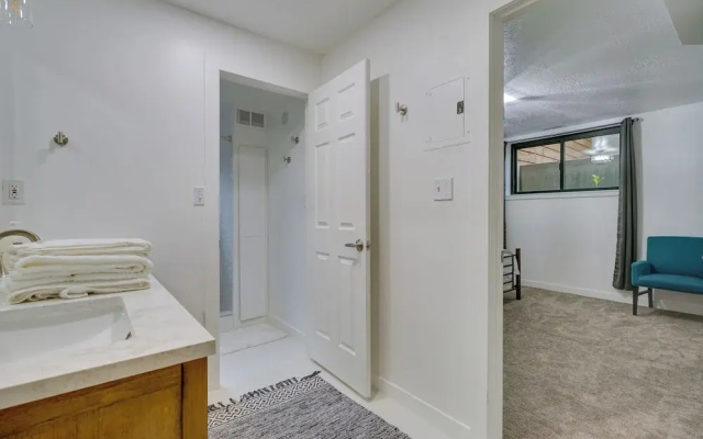 Convenient Salt Lake Area Vacation Rental!