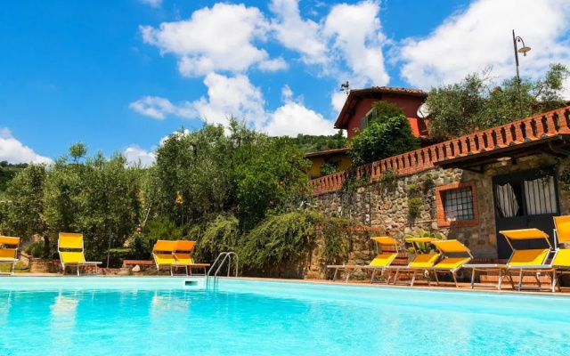Farmhouse in Montecatini With Sauna & Pool