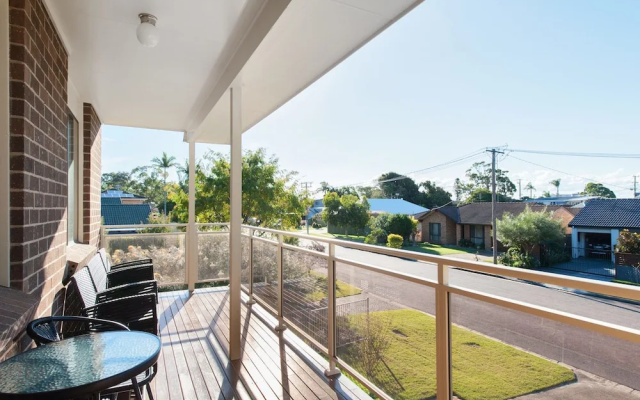 Happy Days, 49 Pantowora Street