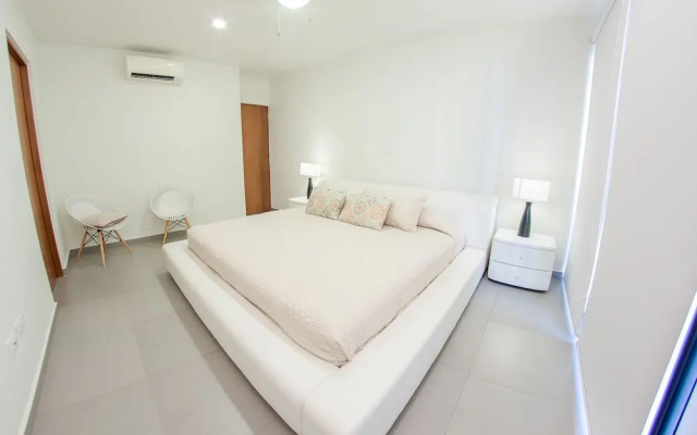Trendy 2BR condo centermost by Happy Address