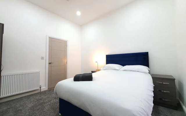 Dysa Banks Apartments