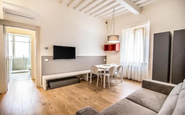 Leone Guest House