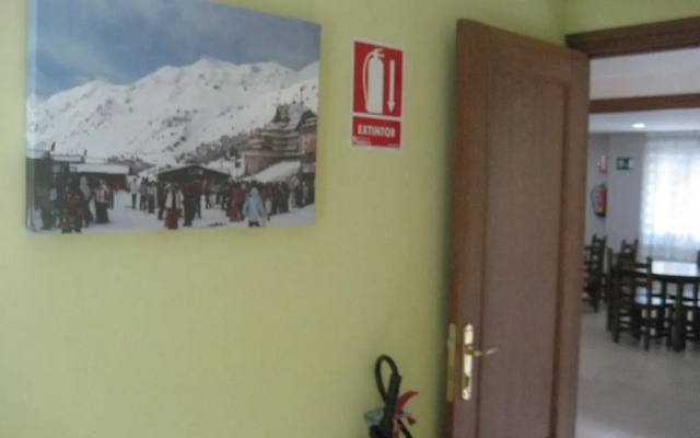 Albergue Río Aragón - Hostel