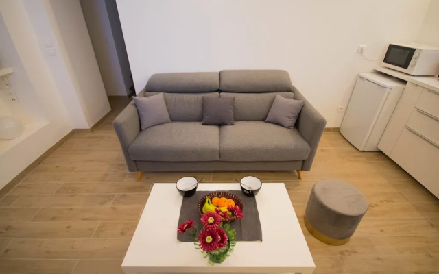 Duplex rénové proche vieux-port