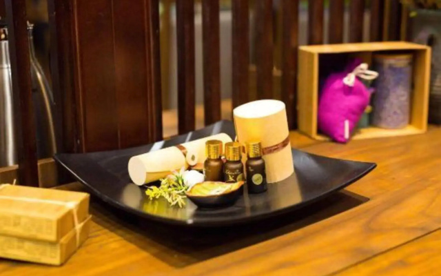 Yinlu Boutique Hostel (Fenghuang Hongqiao)