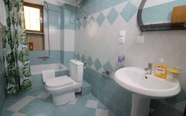 Stunning Sea View 1-bed Apartment in Sarande