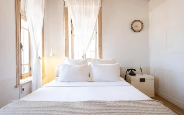 Nars Ilica Hotel Beach