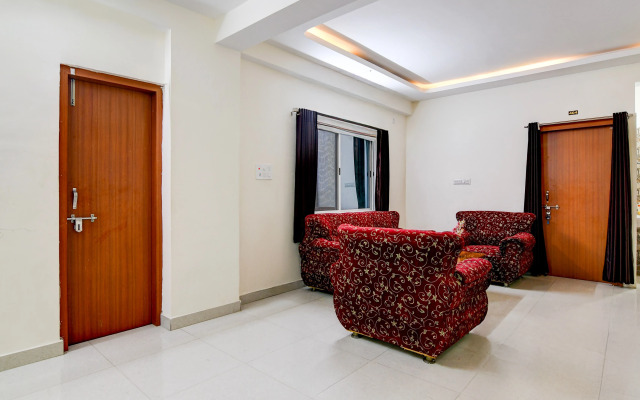 Hotel O M G Garden