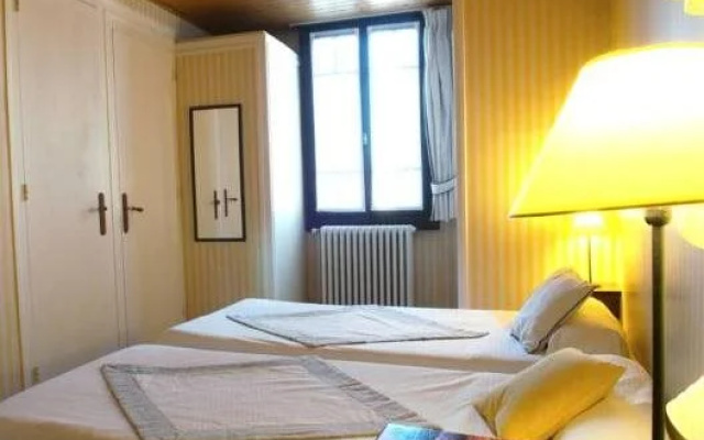 Hotel de Paris