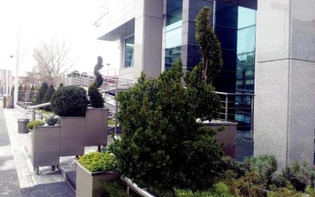 Отель Garni Hotel Aleksandar Сербия, Нови Сад - отзывы, цены и фото номеров - забронировать отель Garni Hotel Aleksandar онлайн вид на фасад