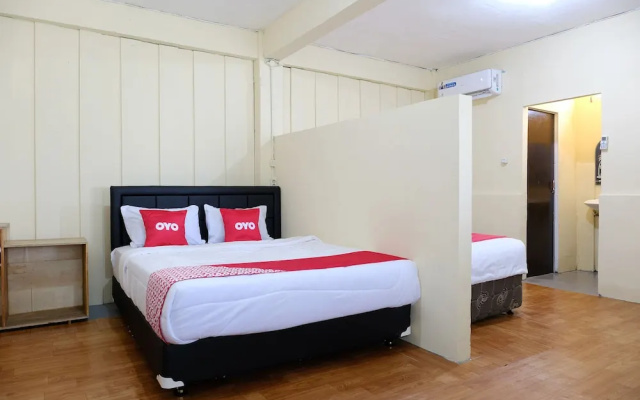 Guest House D'makmoer by OYO Rooms