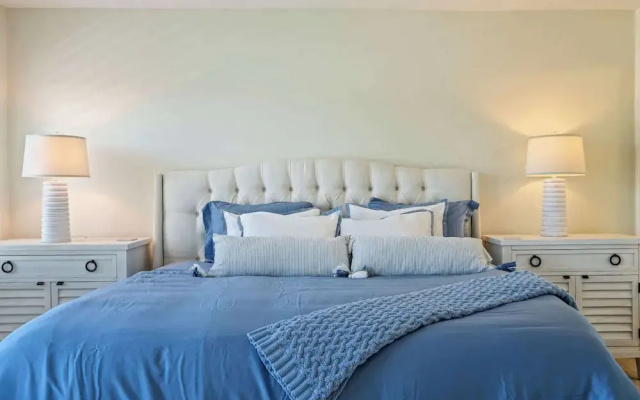 Ocean Outlook Coastal Serenity