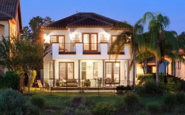 Villa W112