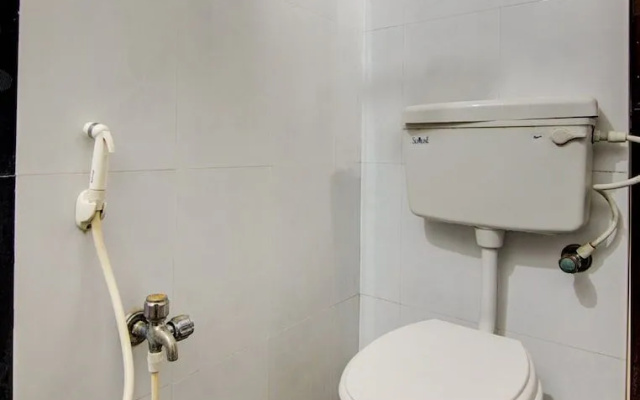 OYO 24044 Appledoor Service Apartment